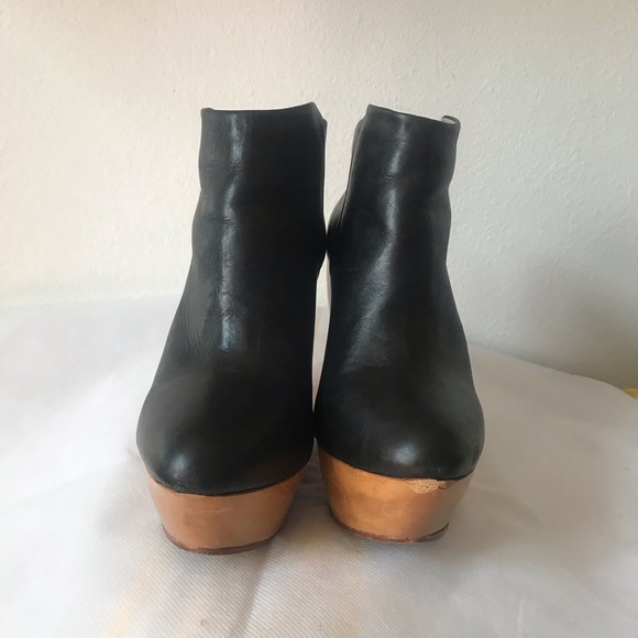 Finsk booties size 8 - Picture 2 of 4